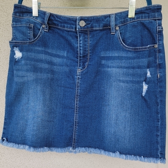 New York & company Denim Skirt - Picture 1 of 3